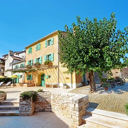 Haus Principi 400s בית נופש