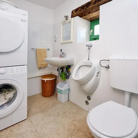 Haus Principi 400s בית נופש *