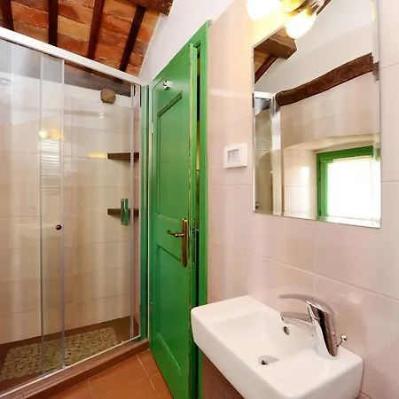 Haus Principi 400s בית נופש *
